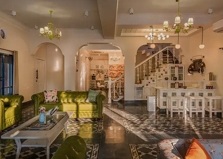 Berdoom with living room